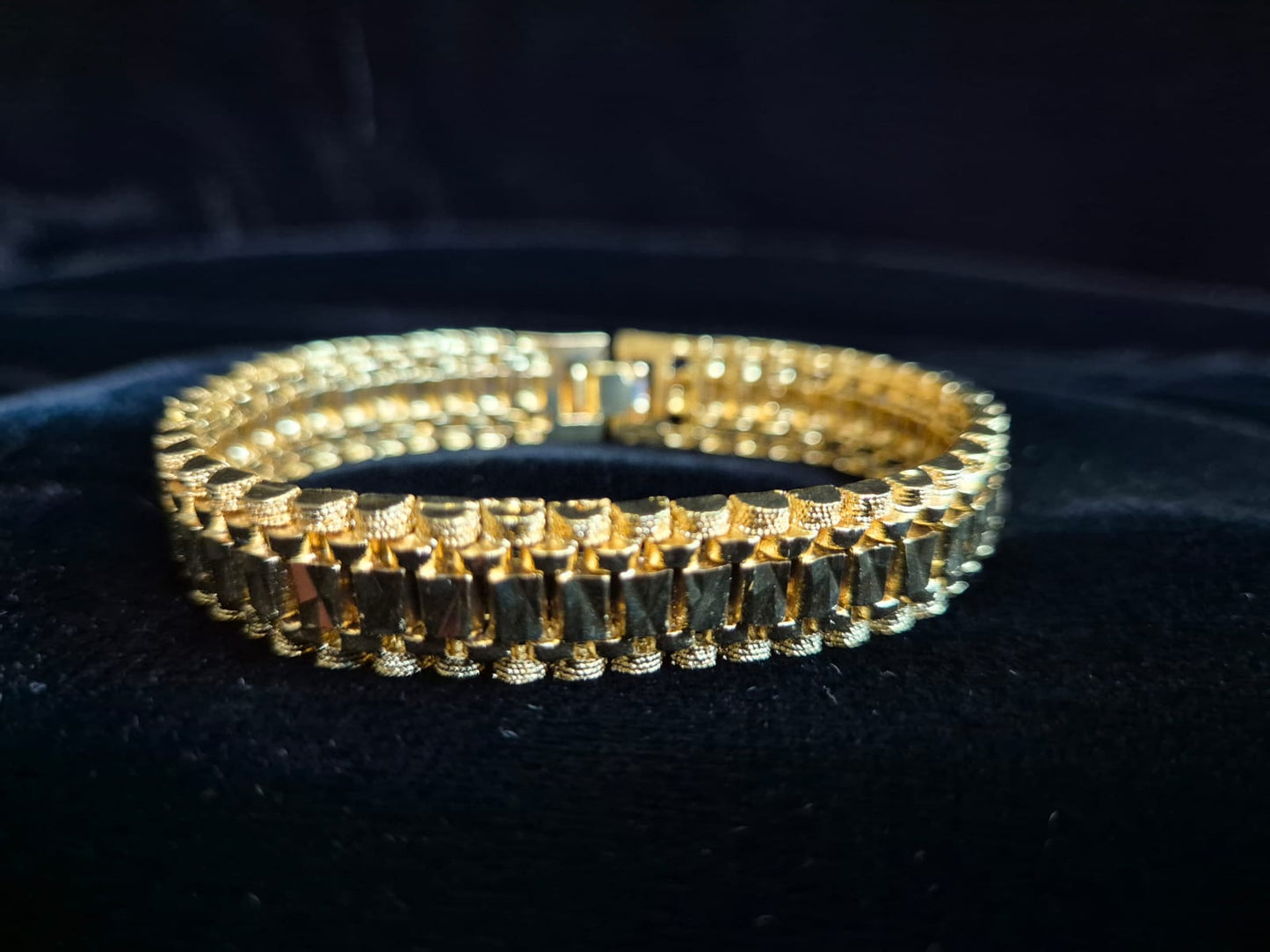 Gold Rectangular Bracelet (Wide)