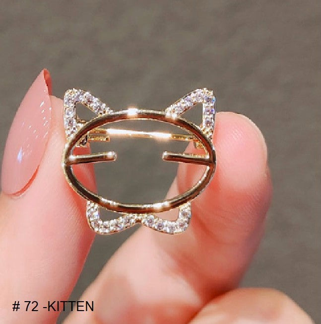 KITTEN LOVERS BROOCH